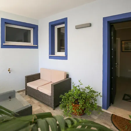 The Square 카스텔사르도