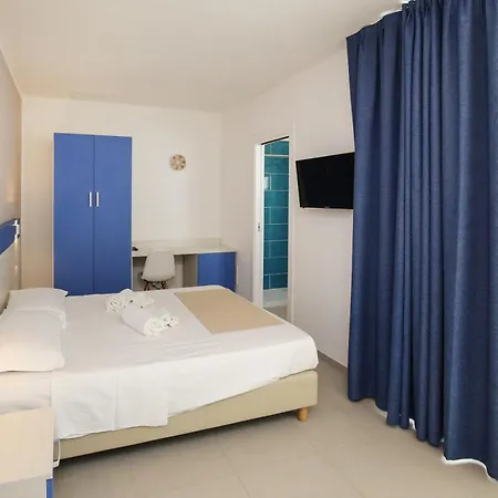 게스트하우스 The Square 카스텔사르도