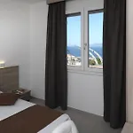 The Square 4* Кастельсардо