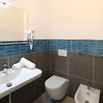The Square 4* Кастельсардо