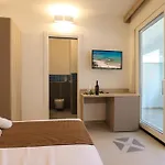 The Square Гостевой дом 4*