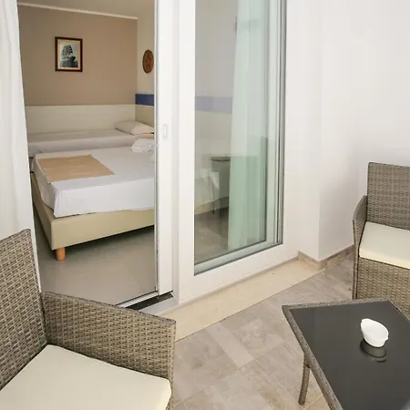 Guest house The Square *